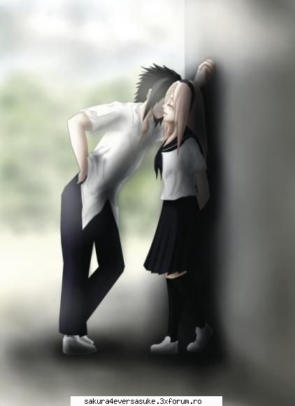 sakura sasuke iubeste foarte mult,dar pot inteleg cum isi seama. spune simte pana urma incercarea